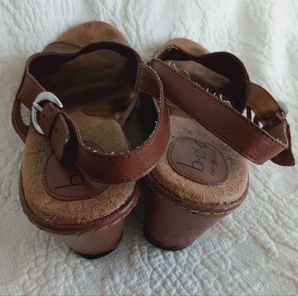 boc Tan Leather Wedge Sandals Wide Straps Platform Boho School Buckle Floral 11 - Picture 8 of 13